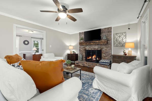 What are the best ways to extend swimming pool usage into the UK winter?